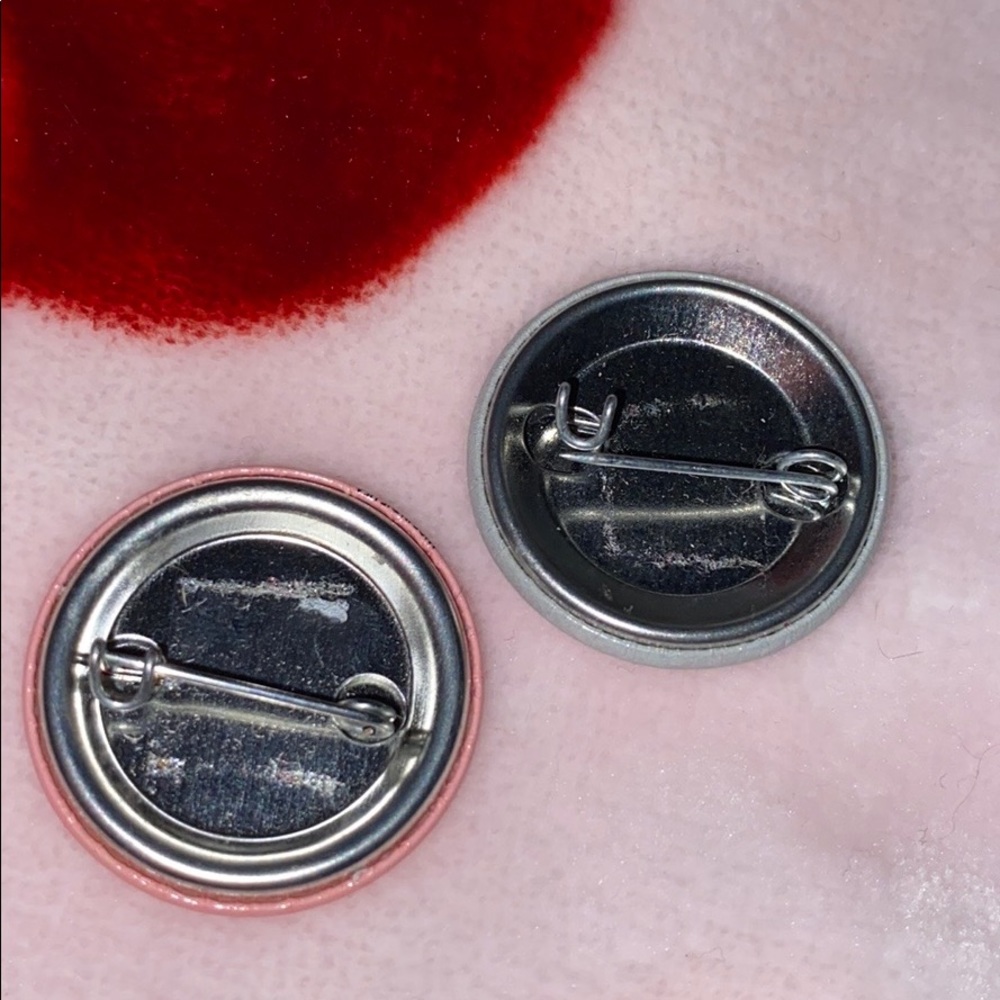 CUTE PINS - Picture 2 of 2